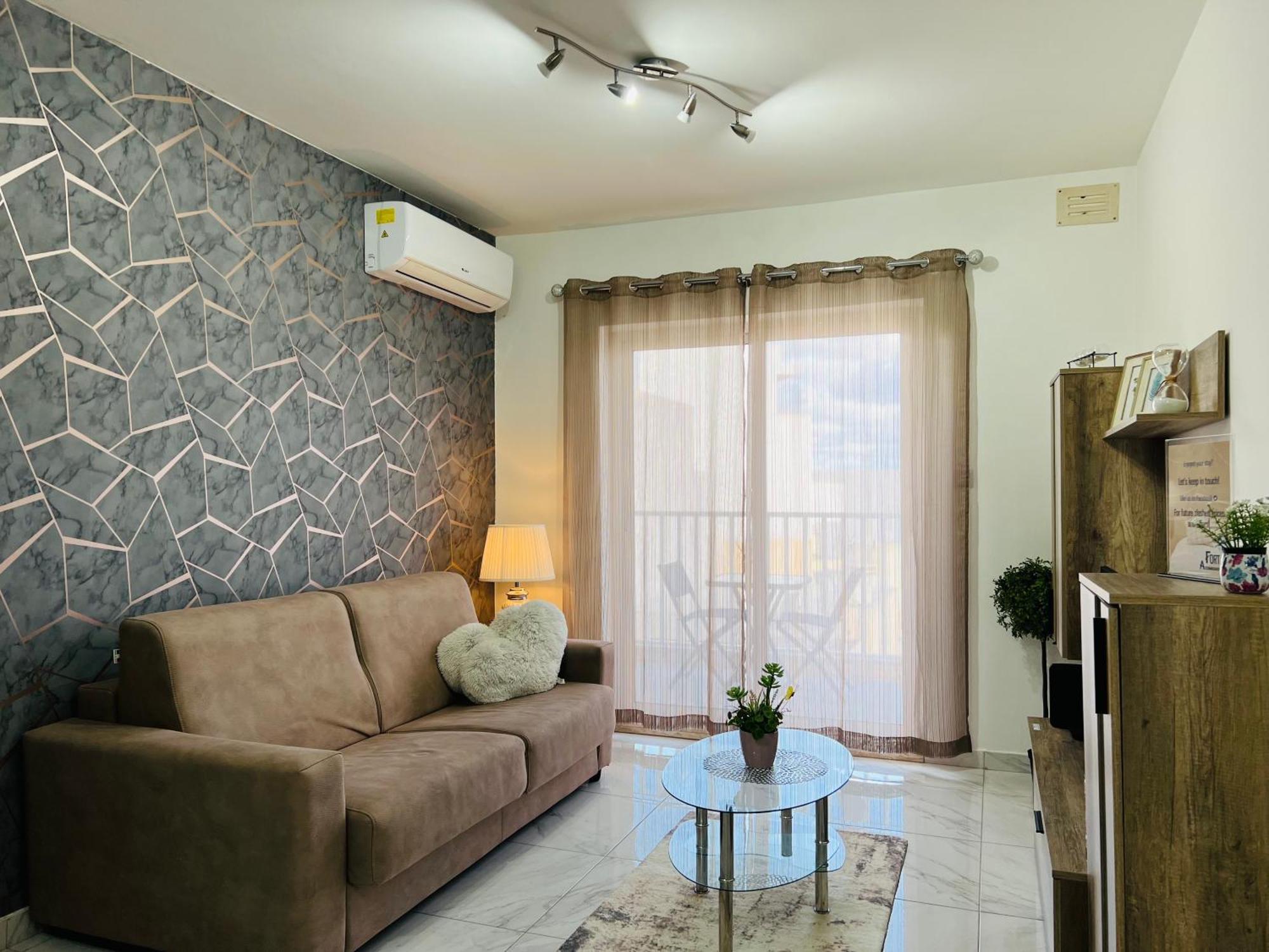 Apartment Wonderful Sunny