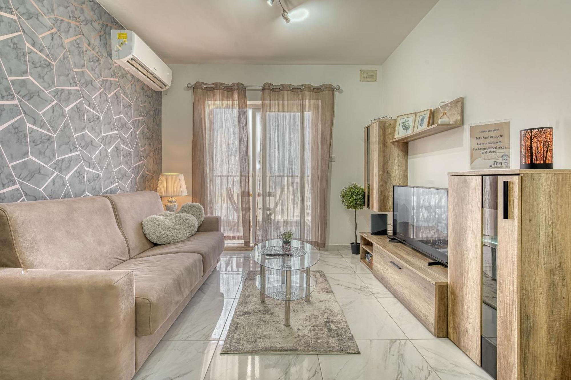 Wonderful Sunny Apartment *